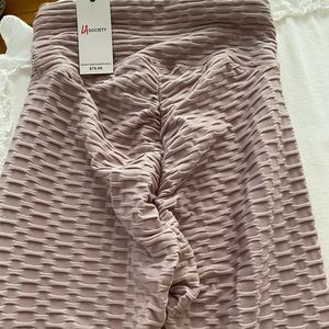 Ruched back workout pants